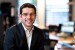 Portrait d'un homme dans un bureau