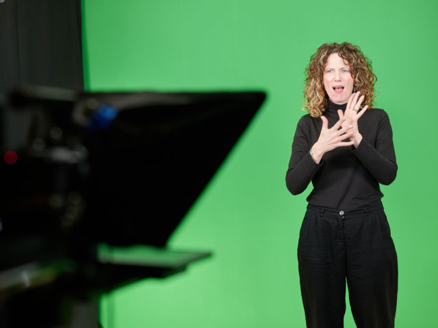 Traduction en direct en langue des signes à Lausanne